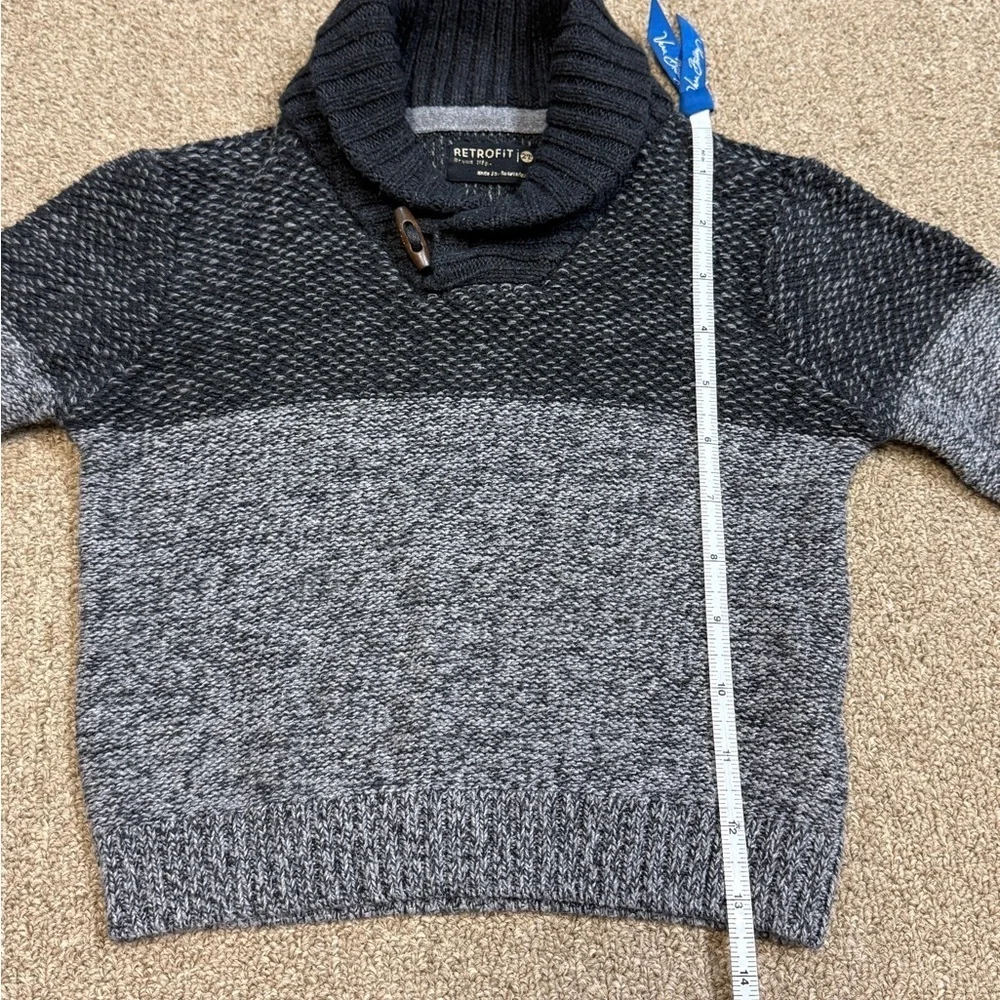 Retrofit: Boy Knit Long Sleeve Gray / Navy Pullover Sweater, Size 2T